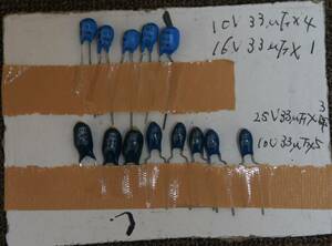タンタルコンデンサ全て33μFですが電圧違い有り１３個セット 未使用10V9個　16V1個　25V3個