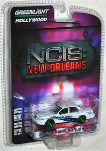 Greenlight NCIS ニューオリンズ1/64 Ford Crown Victoria Police Interceptorフォード クラウン ビクトリア ポリスカー グリーンマシーン 