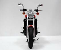 【アオシマ】1/12 ヤマハ Vmax 1200 1985～2007年レッド（ 商品№ 109618)の完成バイクモデル_画像6