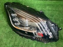 メルセデスベンツW222R後期S-クラスヘッドライト 左右セット MERCEDES BENZ HEADLIGHT S-Class マルチビームLED LEDヘッドライト速発送_画像2