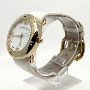 MARC BY MARC JACOBS ロゴベゼル 腕時計 ゴールドベゼル 3針 ゴールド ホワイト 金 白 レザーベルト マークバイマークジェイコブス Y108の画像2