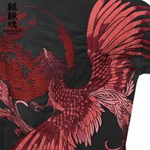 232049-25 からくり魂 絡繰魂 粋 鳳凰降臨 クルーネック 半袖Tシャツ 和柄 刺繍 mens メンズ(ブラック黒レッド赤) L 大きめ_画像2