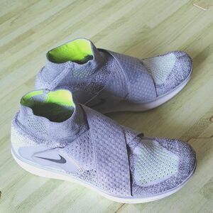 【22.5】Nike ランニングシューズ Free RN Motion Flyknit 2017 ナイキフリーラン