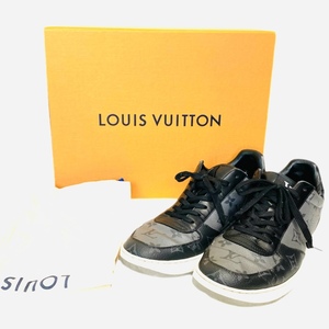 Louis Vuitton 2023 SS LV Archlight 2.0 Platform Sneaker. 1ABHZB