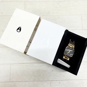 1157◎ NIXON ニクソン 時計 腕時計 3針 アナログ クォーツ メタルバンド 3連 カジュアル ブラック ゴールド レディース