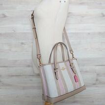 極美品 COACH コーチ C8416 シグネチャー キャンバス ストライプ モリー トート 25 2way ショルダーバッグ ベージュ ホワイト マルチカラー_画像10