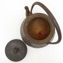 ★金龍堂 亀紋 古鉄瓶 松葉紋/鉄器/茶器/茶道具/金属工芸&1917100076_画像4