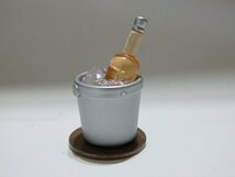 ★Q157☆シルバニアファミリー　小物　食器　ボトルクーラー☆ワインクーラー　パーティー　ミニチュア_画像1