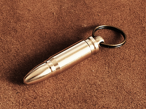 真鍮 バレット キーホルダー (カッターナイフ仕様）ブラス 弾丸 銃弾 薬莢 ミリタリー 文房具 パーツ ゴールド アクセサリー キーフック