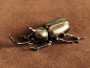 真鍮 オーナメント（カブトムシ） 兜虫 甲虫 昆虫 羽 置物 黄金 ビートル クワガタ インテリア 飾り雑貨 ゴールド アニマル グッズ ブラス