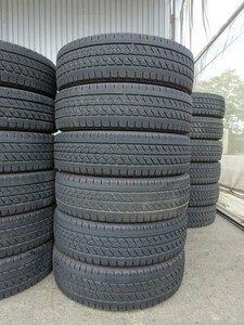 205/70R16　111/109L　ブリヂストン　BLIZZAK　W979　中古スタッドレス６本②　送料無料　（050904）