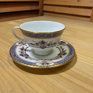 Y free shipping *266 [ROYAL DOLTON] Royal Doulton BROADLANDS Broad Land cup & saucer Britain made unused passing of years goods 
