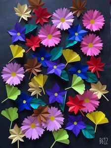  wall surface decoration * ginkgo biloba . leaf Chinese bellflower Cosmos autumn decoration child care .* children's pavilion * hospital display board etc. 