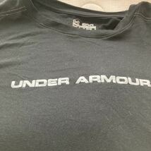 ★UNDER ARMOUR 半袖Tシャツ 2XLサイズ アンダーアーマー　　HEATGEAR ブラック_画像2