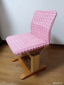 kokyo writing desk. chair elementary and middle school pupils chair height 35~41 centimeter . a little over desk .... mechanism pink check furniture chair 