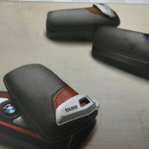 BMW 純正 レザー キーケース ブラック ブルー デザイン 質感なじみ ロゴ キーカバー カッコいい オリジナル 82292219915の画像2