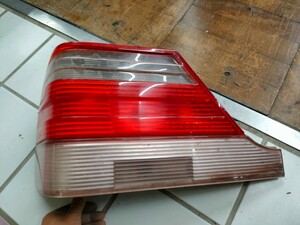  Mercedes Benz w140 left tail light 