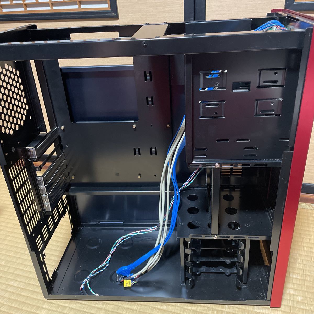 ヤフオク! -「pc ケース abee」(コンピュータ) の落札相場・落札価格