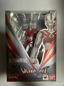 BANDAI バンダイ　ULTRA-ACT ウルトラアクト ウルトラマンエース