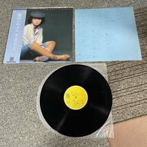 ６７６　レコード　ＬＰ　木之内みどり / 横浜いれぶん_画像1