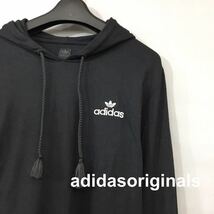 アディダス オリジナルス adidasoriginals トレフォイル ミツバ アディオリ プルオーバー フーディ 薄手 ブラック レディース Lサイズ ♭▽_画像1