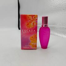 エスカーダ オードトワレ 香水 ESCADA ミニ香水 箱付き COLLECTOR'S EDITION ブランド香水 IBIZA HIPPIE TROPICAL PUNCH 当時物 001_画像3