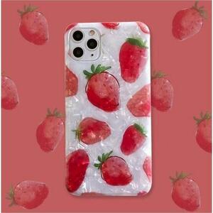 iphone11pro　貝殻光沢　アイフォンケース　フルーツ　いちご　かわいい