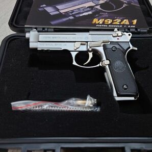 精巧1/2スケール　ミニチュアモデルガン M92A1 シルバー　ミリタリー　トイガン　モデルガン