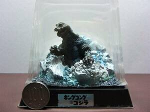 Bandai ★ Mini Battle G Godzilla Super Deficive Battle ★ 2. King Kong против Godzilla 1962 ★ Bandai2000