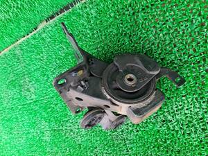 714 Nissan Serena TC24 original engine mount 