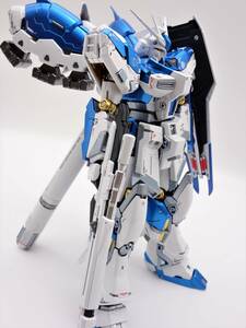 RG 1/144 Hi-νガンダム+ＲＧ 1/144 Hi-νガンダム用 フィン・ファンネルエフェクト/全塗装/完成品