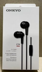 【新品】ONKYO マイク・リモコンボタン付き インイヤーイヤホン（E7M）Ｃ