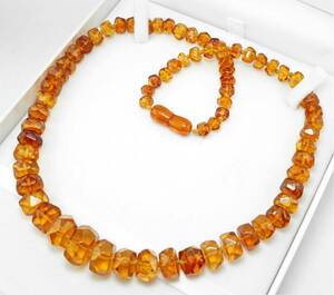 ほぼ未使用　天然コハク 最高級 62cm ロングネックレス 宝石 ジュエリー jewelry