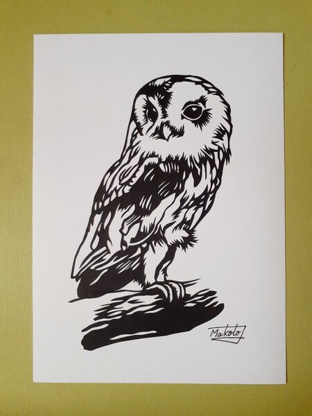 切り絵アート 止まり木のフクロウ