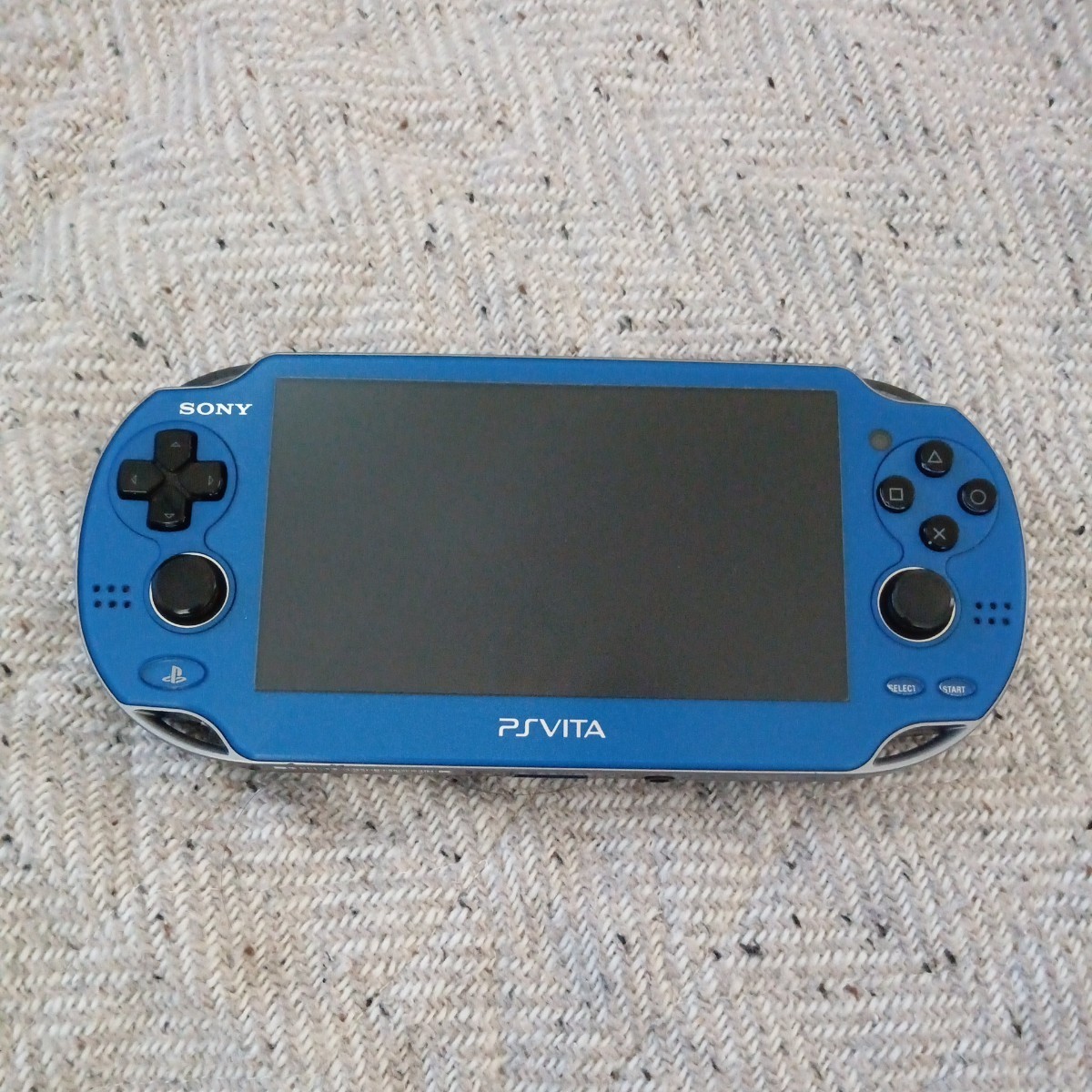 Yahoo!オークション  psvita サファイアブルーの落札相場・落札価格