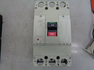 MK8746 三菱 NF400-CW 3P 250A 電磁接触器