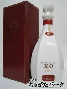 [ギフト] ニッカ ＸＯ 白 デラックス (りんごブランデー) 箱付き 40度 660ml