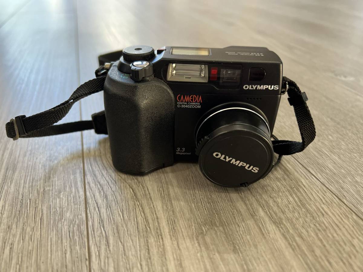 ヤフオク! -「olympus c-3040」の落札相場・落札価格
