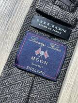 ほぼ未使用 ″HILTON×MOON″ ヒルトン×ムーン ヘリンボーン 高級生地 ブランドネクタイ 309002_画像3