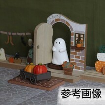 新品 ハロウィン ドア オブジェ レンガ作りの玄関風 木製 ウッド オバケ 犬 カボチャ アイアン ミニチュア キャリーワゴン インテリア 雑貨_画像1