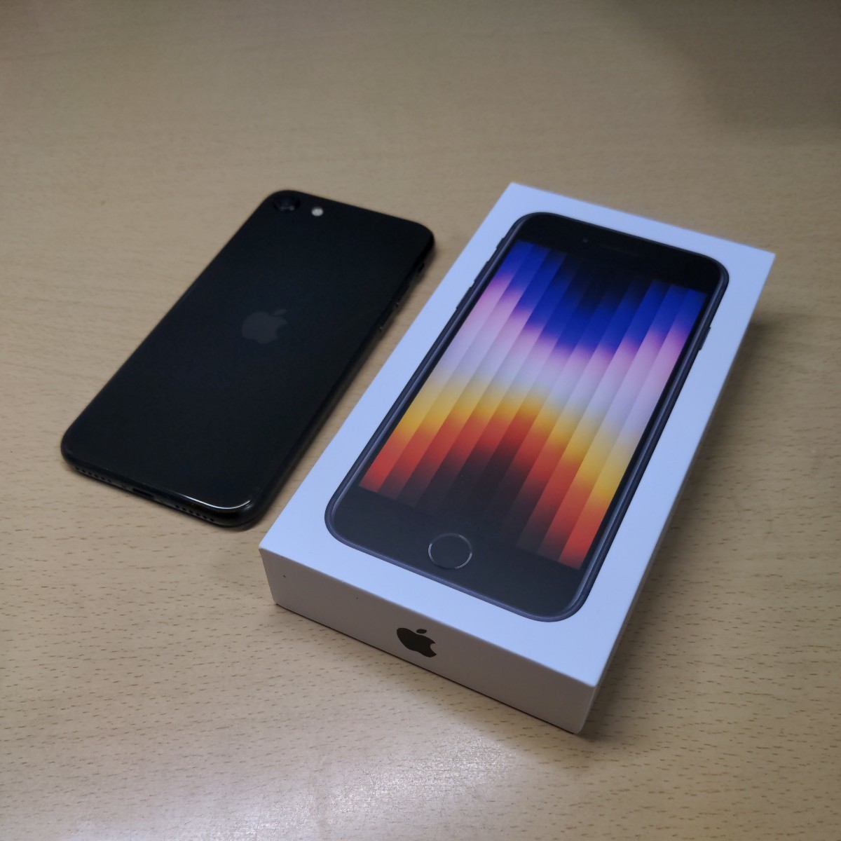 A iPhone SE 第2世代(SE2) ブラック128GB S | JChere雅虎拍卖代购