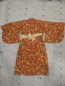  woman . hand made kimono & feather woven in set! 3 -years old 4 -years old 5 -years old 6 -years old 7 -years old dress length 80 sleeve length 51.5 width of a garment 44 90 100 110 size attaching close. child for festival New Year ....