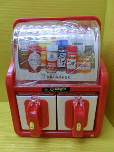  бесплатная доставка * не использовался * Showa Retro контейнер для приправы [ кулинария L капот 2 type ]2schi машина содержание . видно с капюшоном * подлинная вещь кухня полка для специй 