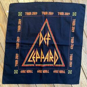 送料無料 Vintage バンダナ DEF LEPPARD デフレパード バンド TOUR 2019 オフィシャル グッズ アメリカ仕入れ 雑貨 ハンカチ A0828