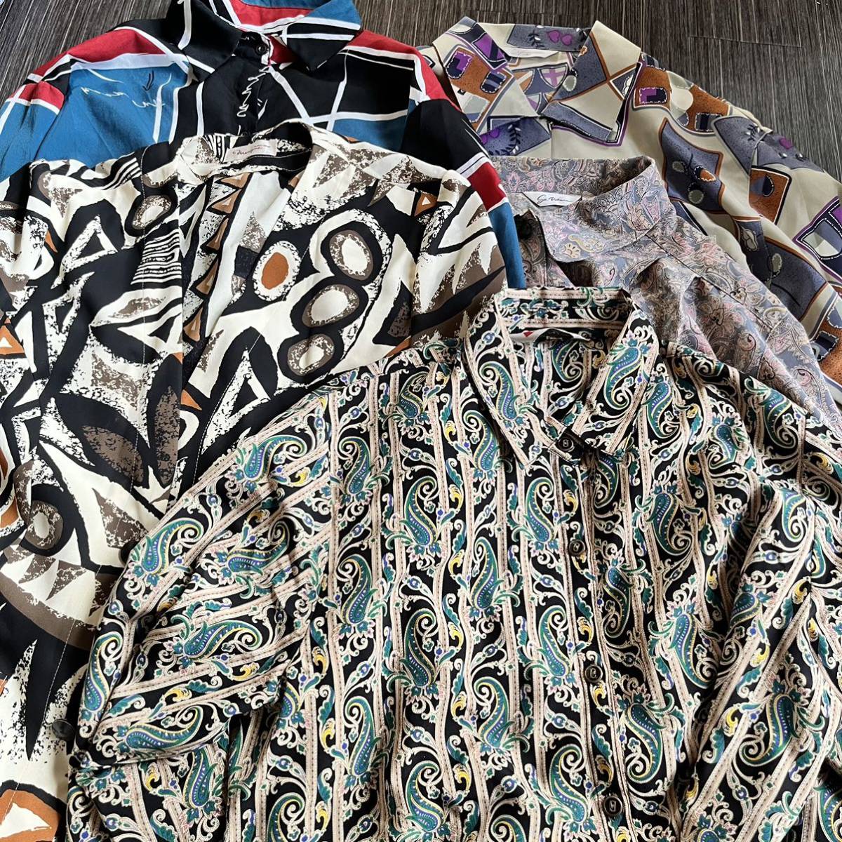 ヤフオク! -「昭和レトロ柄シャツ」の落札相場・落札価格