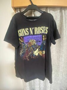 今人気ガンズguns n' roses バンドTシャツ　バンティー ビンテージ プリントTシャツ