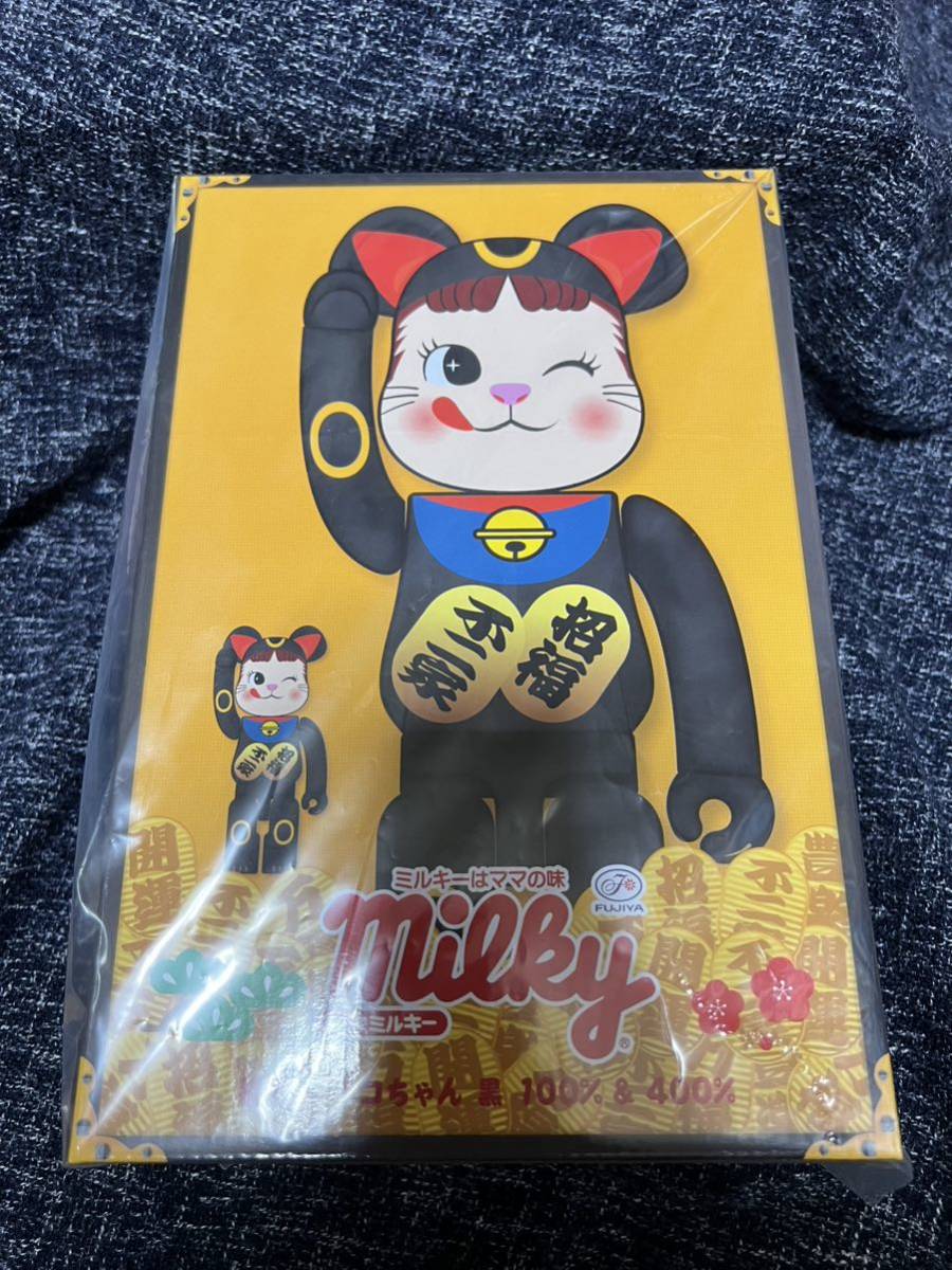 BE@RBRICK 招き猫 ペコちゃん 青蓄光 100％ ＆ 400％の+happydg.com