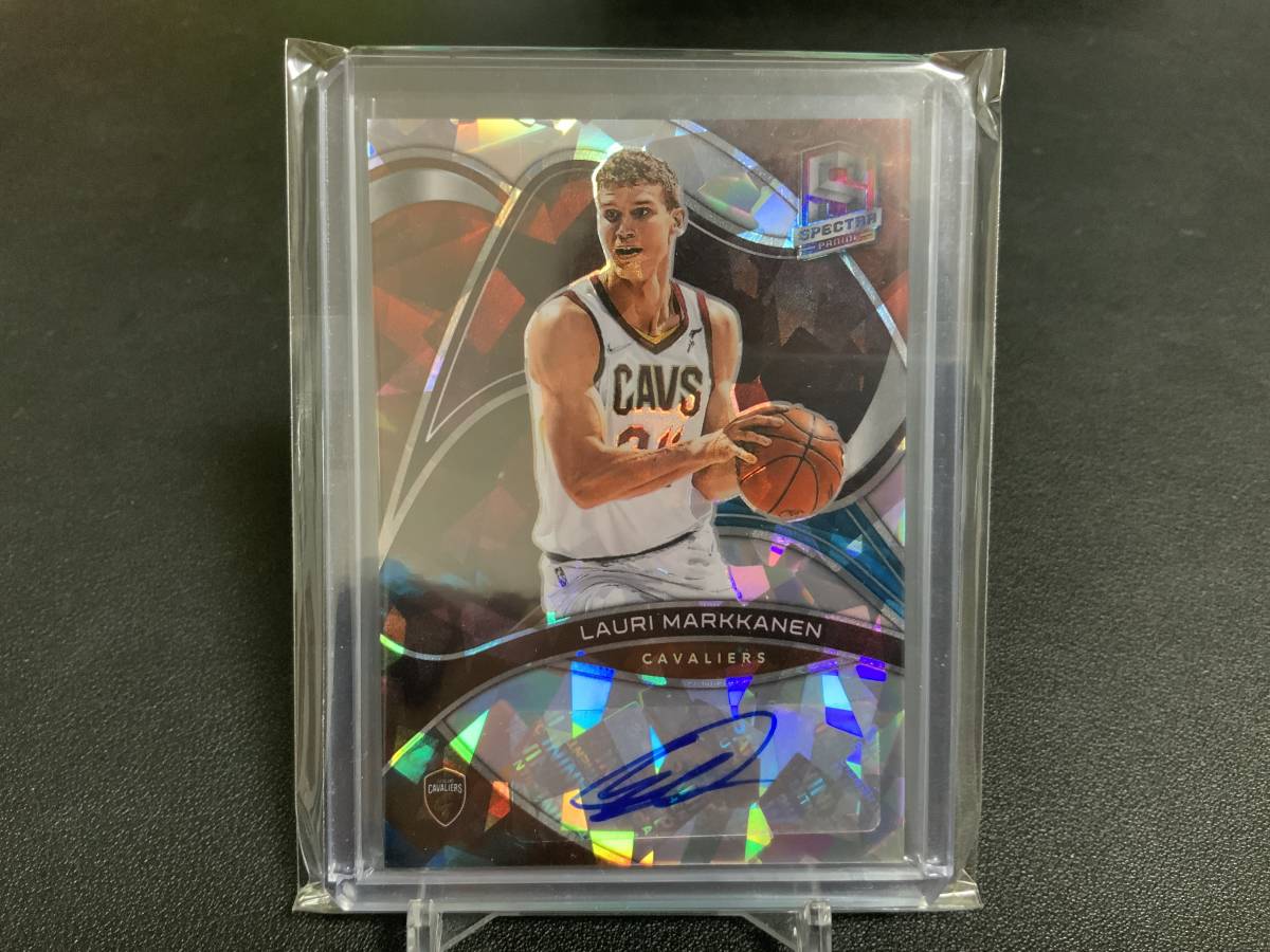 Lauri Markkanen RC auto panini マルカネン