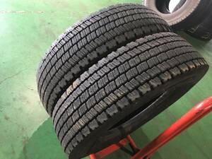 x686-3-8 ☆275/80R22.5 中古2本♪ ミシュラン ウィンターグリップ+（スタッドレス） 2019/2021年製♪ k150