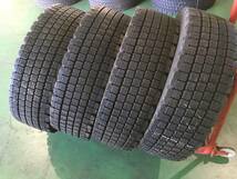 x745-3-9 ☆265/70R19.5 2021年製 BS W910 中古4本♪13～12ｍｍ ブリヂストン スタッドレス 　k160_画像1